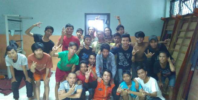 Tetap Ditahan