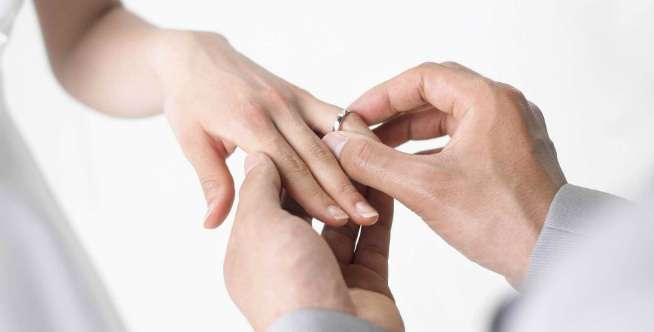 Tertipu Makeup Saat Nikah, Suami Gugat Istri