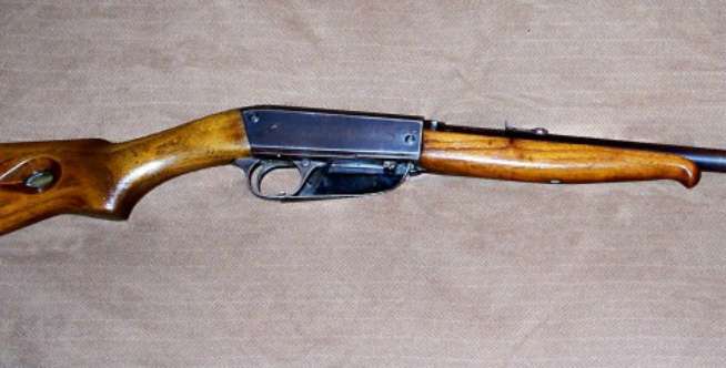 8. Eliphalet Remington (Senapan Remington)