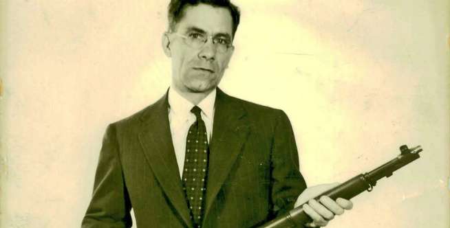 7. John Garand  (Senapan Semi-Otomatis M1 Garand)