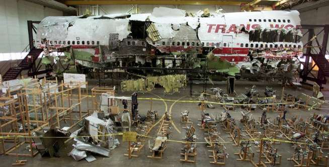 4. Pesawat Trans World Airlines (TWA) Penerbangan 800