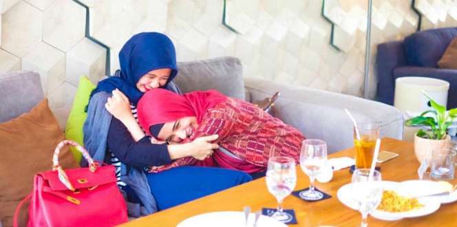 Kisah Persahabatan Shireen Sungkar dan Cynthia Bella
