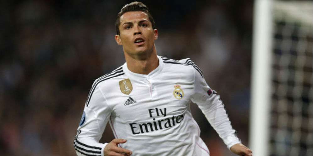 1. Cristiano Ronaldo Pemilik Pengikut Terbanyak