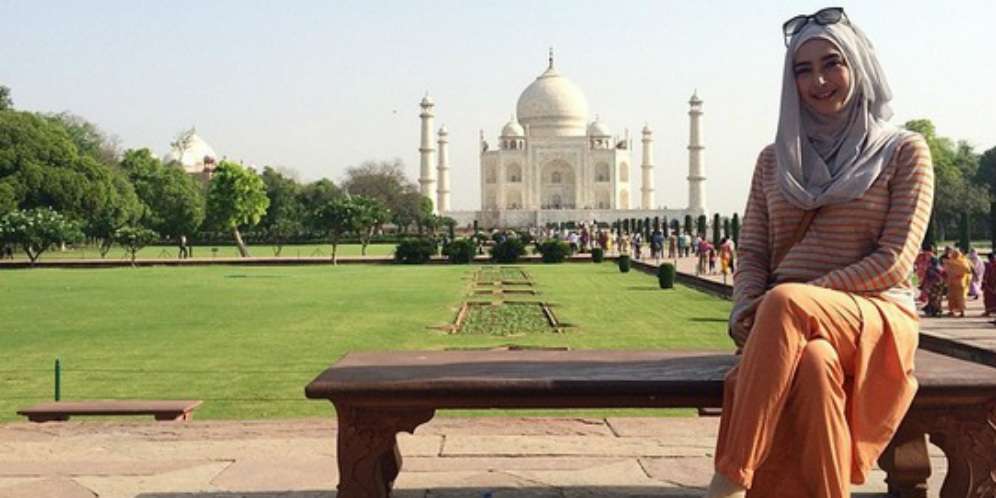 Hijab Selamatkan Nabila Syakieb dari Gelombang Panas India
