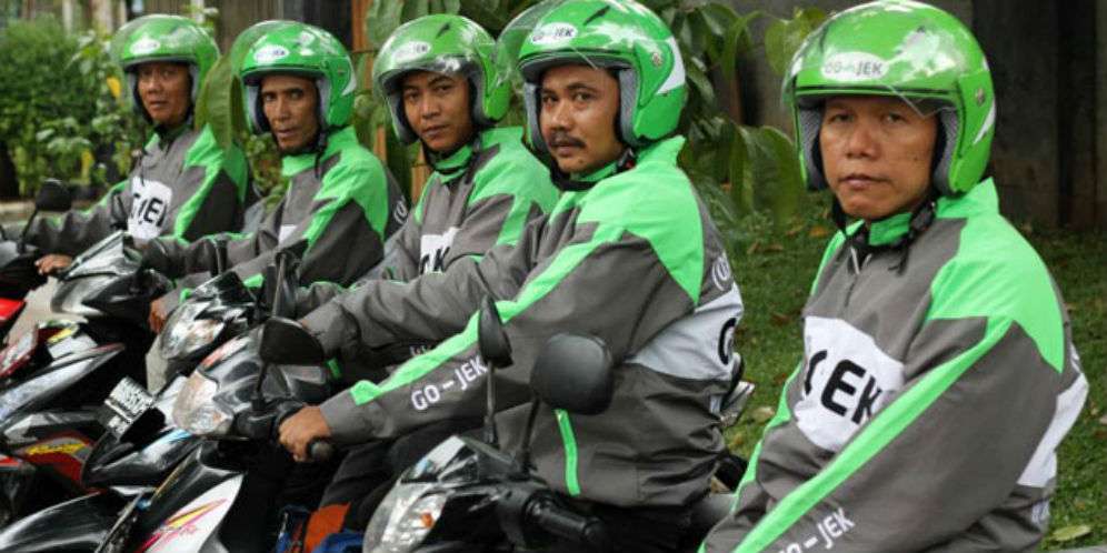 Wanita Pengemudi Go-Jek Dipukuli Tukang Ojek Pangkalan
