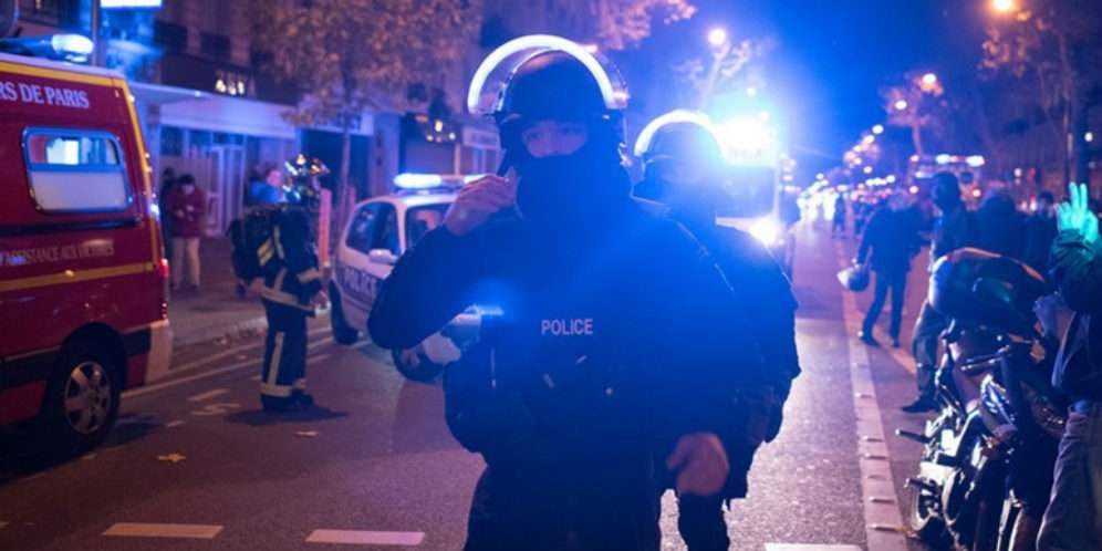 Teroris Serang 6 Lokasi di Paris, 120 Tewas