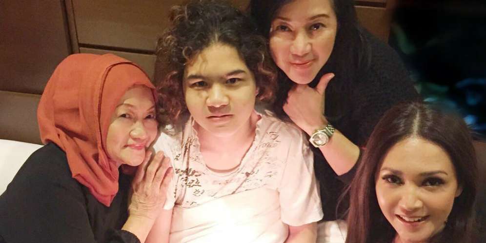 Kejutan Maia Estianty Di Ultah Dul