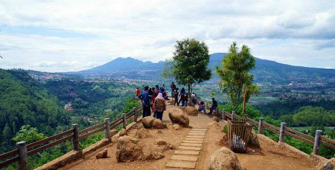 Tebing Keraton, Bandung