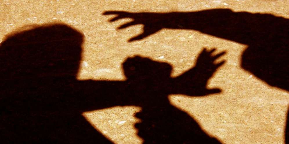 Dilabrak Istri Tua Saat Bulan Madu dengan Istri Muda