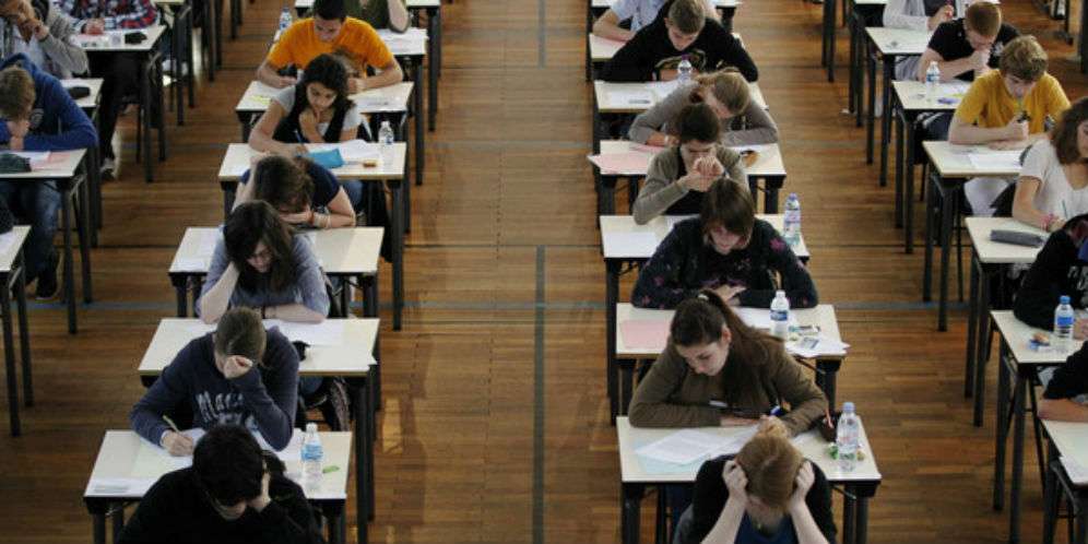 Pakai Rok Panjang, Muslimah Perancis Dilarang Masuk Kelas