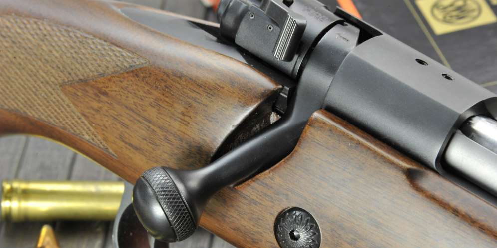 Mengupas Senjata Mematikan Tatang Koswara, Sniper Handal Dunia