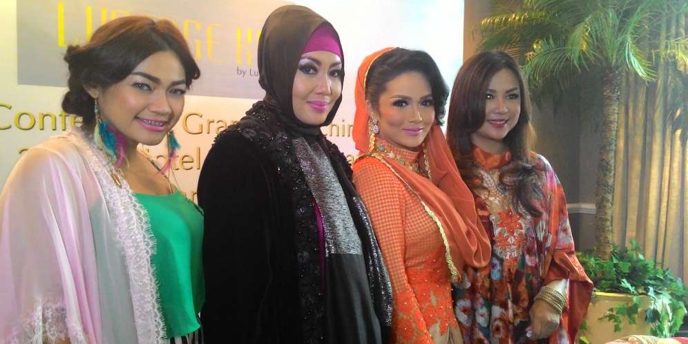 Krisdayanti dengan "Andari" Bolero Lusense