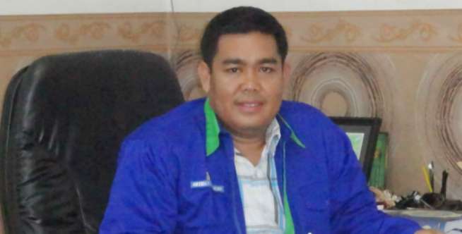 Gaji Kecil, Terdampar, dan Bangkit