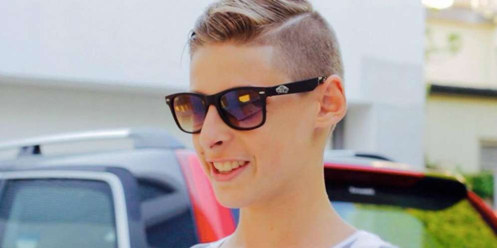 Remaja Ajaib Rebutan Google dan Facebook