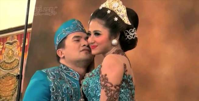 Masa Lalu Saiful Jamil Diungkap Dewi Persik