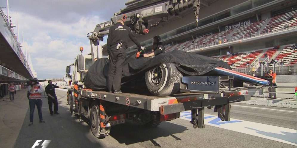 Kecelakaan Lagi, Mobil F1 Rio Haryanto Tabrak Pembatas