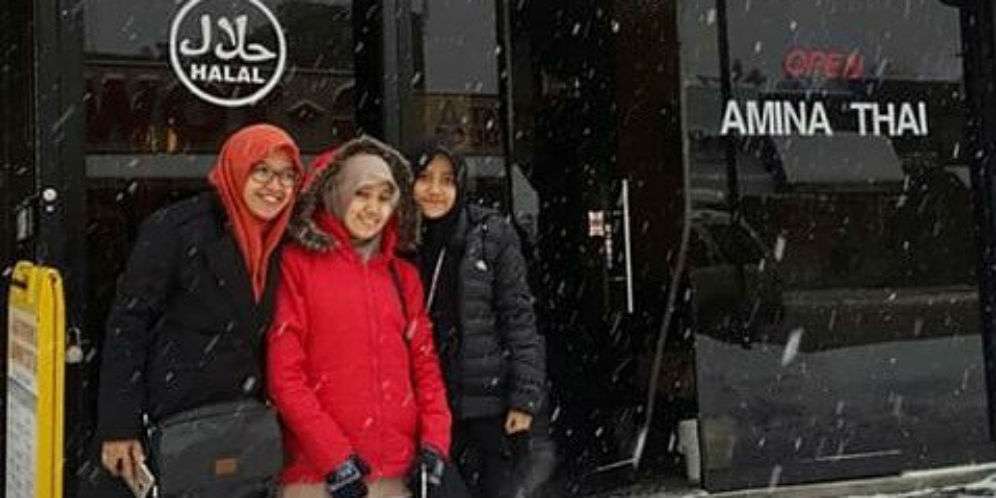 Pengalaman Putri Yusuf Mansur Berhijab di AS