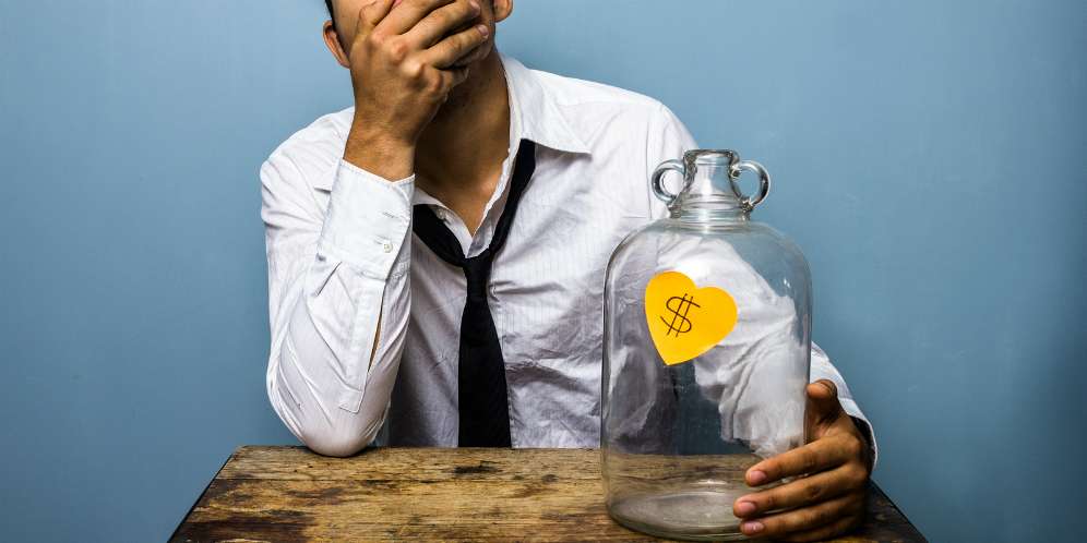 8 Keputusan Keuangan Yang Akan Disesali Seumur Hidup