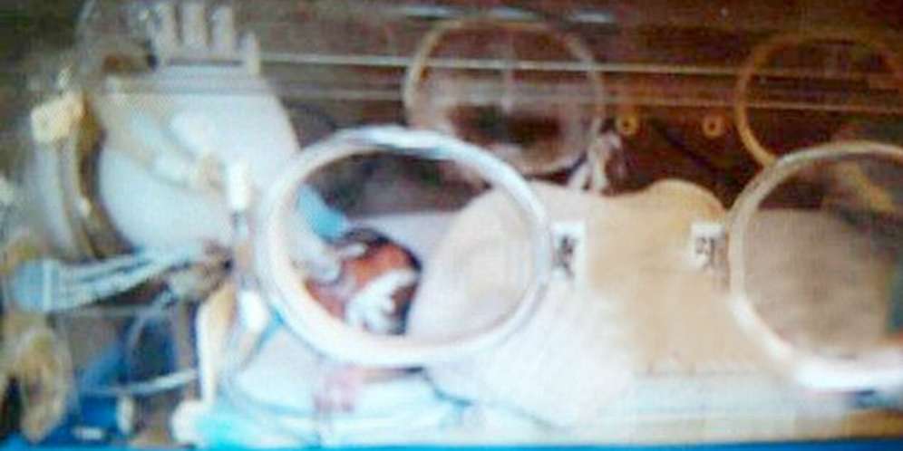 Ajaib, Bayi Ini Menangis Saat Akan Dikremasi