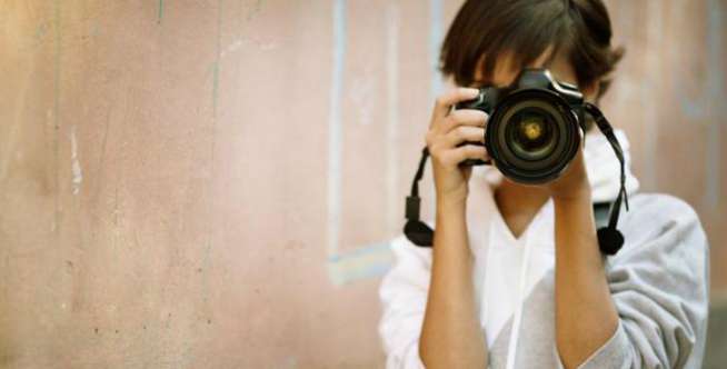3. Fotografer Lepas