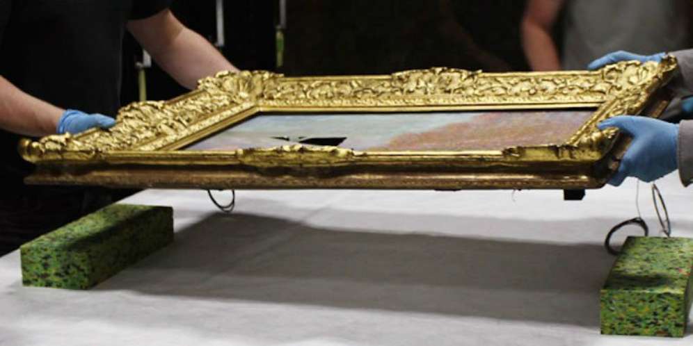 Tersandung, Bocah Ini Rusak Lukisan Rp21 Miliar