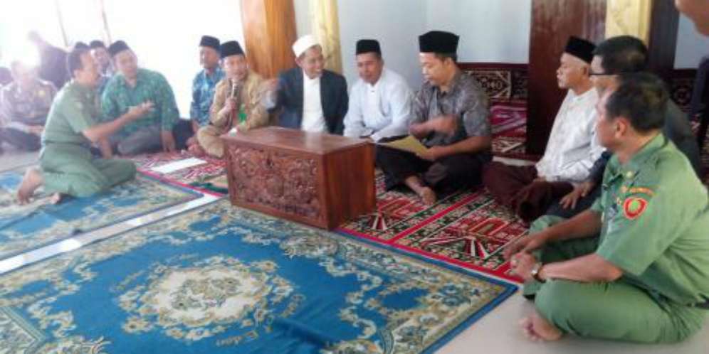 `Nabi Isa Jombang` Akhirnya Baca Syahadat