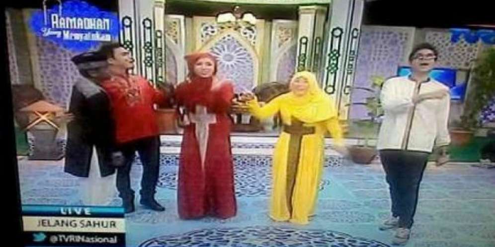 Gamis di Acara Ramadan Bikin Heboh Netizen