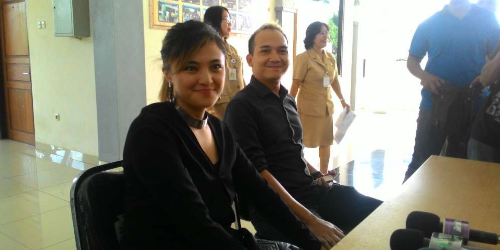 Farhat Abbas Sebut Ayah Marshanda Pura-pura Mengemis