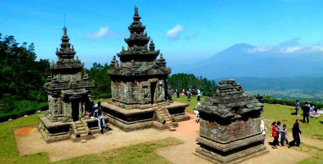 Mudik ke Temanggung? Ada 4 Gunung Berapi yang Keren