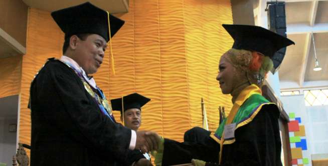 Uang Rp 50 Ribu Sehari