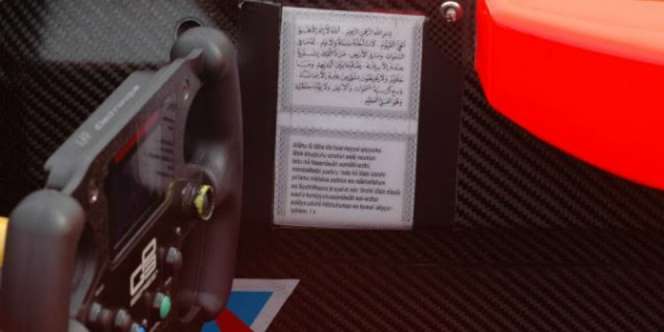 Ayat Kursi di Kokpir Tio Haryanto