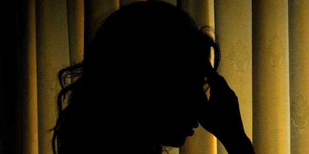 Pelaku Menawarkan Model dan Pramugari