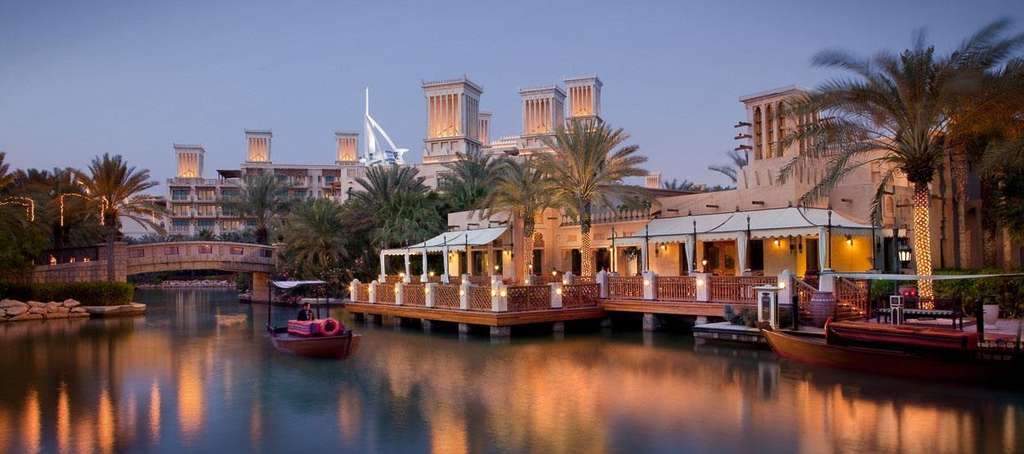 Momen Bersantap Tak Terlupakan di 6 Restoran Terbaik Dubai