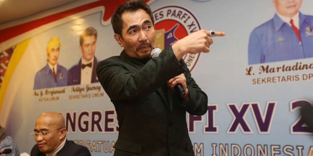 Menguak Ruang Rahasia di Rumah Aa Gatot