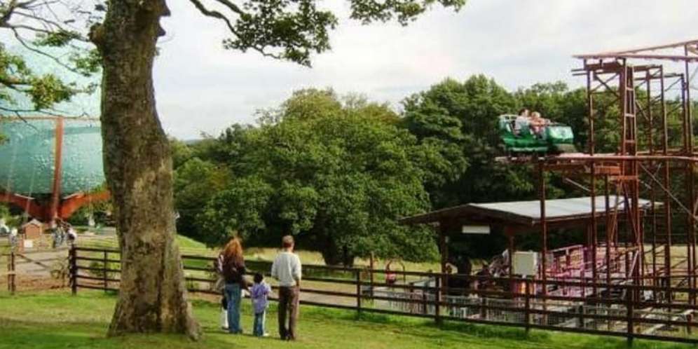 10. Loudoun Castle Amusement Park, Inggris