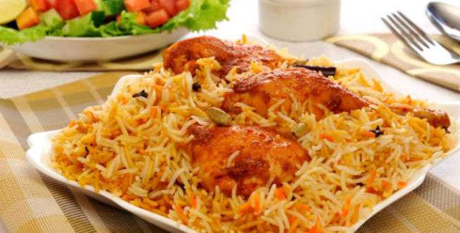 Nasi yang Diolah Bareng Daging dan Sayuran
