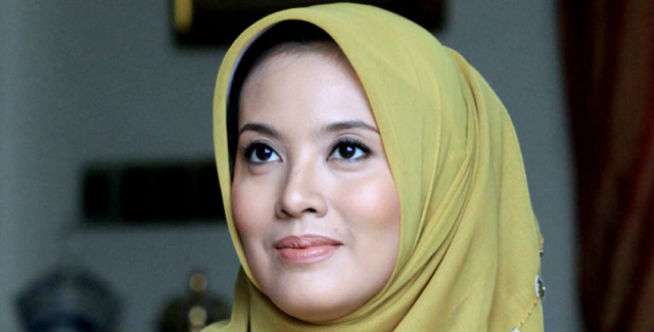 Elma Theana Beber Bukti Baru Dugaan Pencabulan oleh Aa Gatot