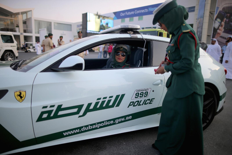 Ahli Bahan Peledak dan Polisi