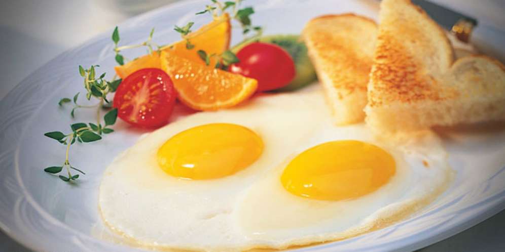 Sarapan dengan Makanan Bergizi