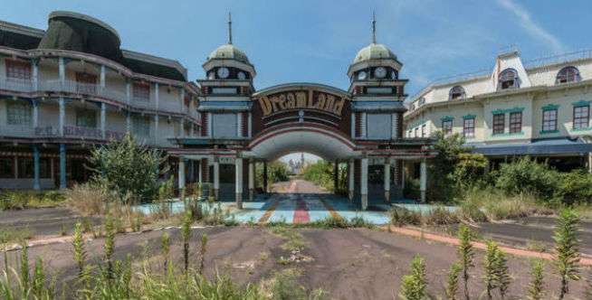 Dikenal Angker, Ini Cerita Mistis Nara Dreamland di Jepang