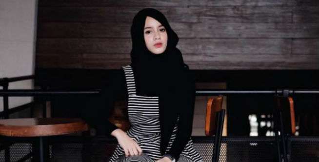 Baju-Baju Film Lawas