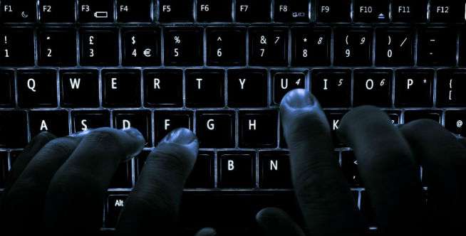 Kombinasi Password Cerdas