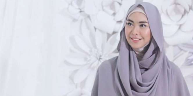 Doa Penuh Haru Oki Setiana Dewi untuk Marshanda