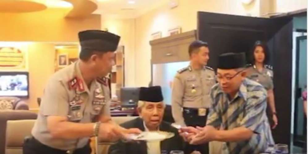 Layani Sendiri Para Ulama