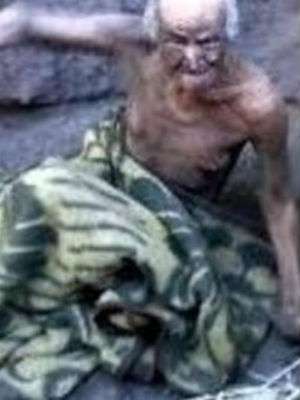Jalani Kehidupan yang Aneh