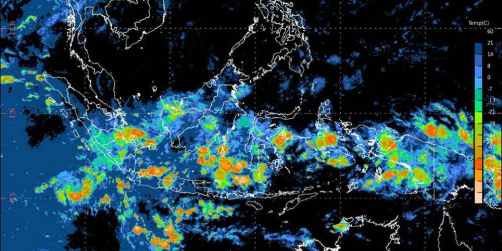 Badai Dahsyat Akan Terjang Jawa? Ini Kata BMKG