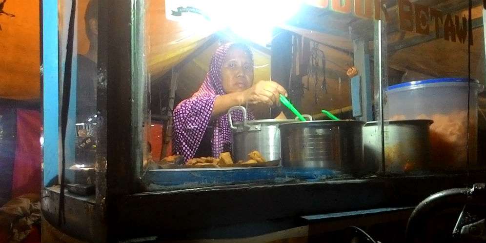 Diusir dan Didatangi Preman