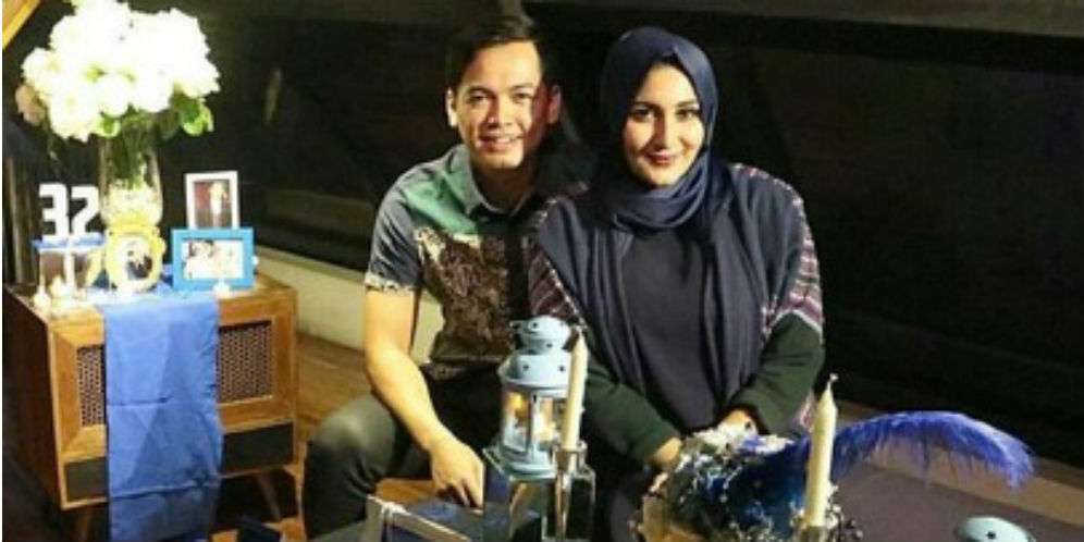 Tampil Tanpa Hijab, Ini Ungkapan Hati Istri Tommy Kurniawan