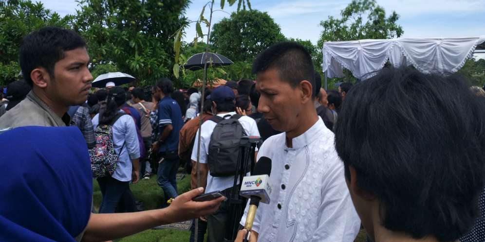 Rowman Ungu