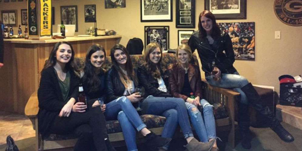 Menurut Teori Lain.....